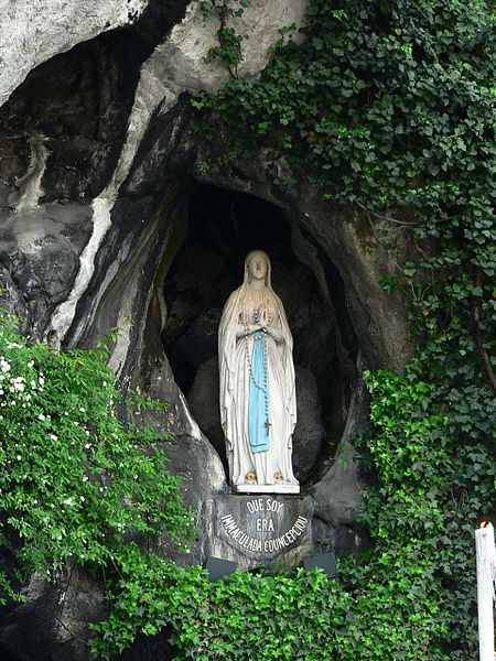 450px virgendelourdes Copia