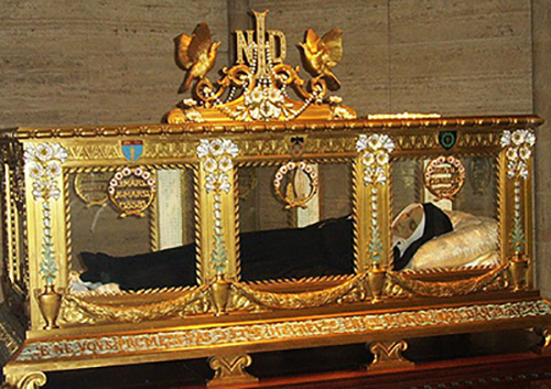 500px Bernadette Soubirous sarcophagus 2